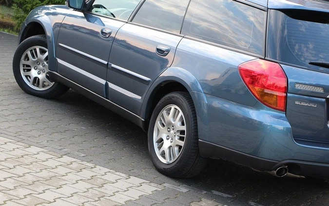 Subaru Outback cena 18900 przebieg: 307500, rok produkcji 2006 z Zabłudów małe 379